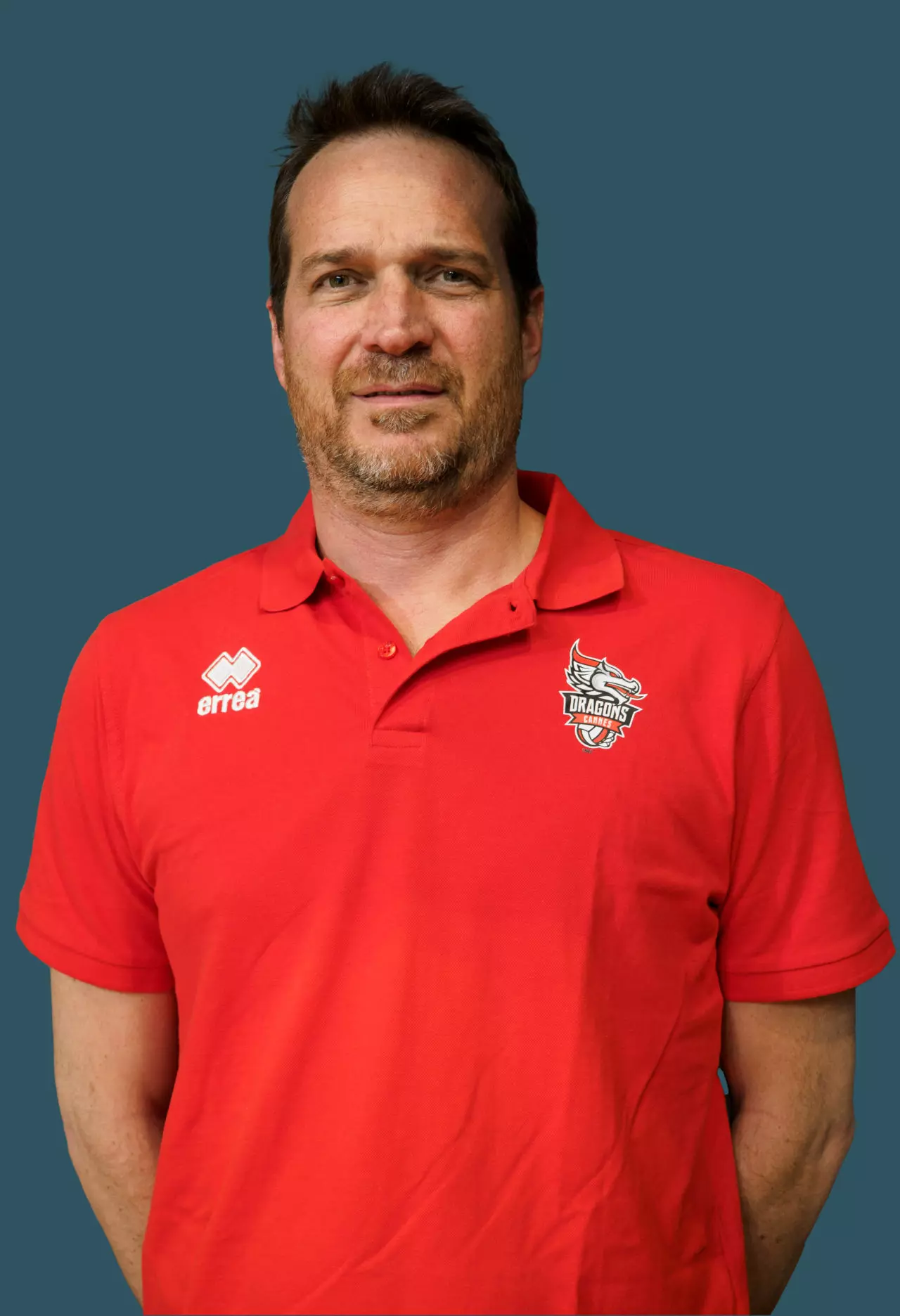 OLYF0420-Administrateur-1280x1872